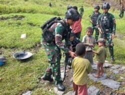 Patroli Simpatik Satgas TNI 300 Siliwangi di Papua*