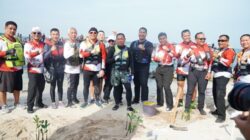 Panglima TNI Buka Kejuaraan Jetski Panglima TNI Cup 2024, Cetak Rekor MURI, Bagikan Sembako dan Tanam Pohon untuk Masyarakat Pulau Kelor