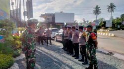 Sinergitas TNI-Polri di Pos Pelayanan Nataru Kodim 1009/Tla Tanah Laut