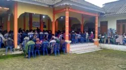 Babinsa Ledokombo Kawal Reses Tahap II DPRD Golkar di Sumber