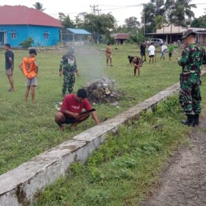 Jelang Paskah, Koramil 1505-05/Sofifi Ajak Warga Gotong Royong Jelang Paskah, Koramil 1505-05/Sofifi Ajak Warga Gotong Royong