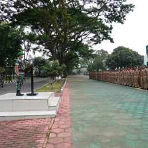 Danmentar Akmil Pimpin Upacara Pemberangkatan Long Weekend Taruna
