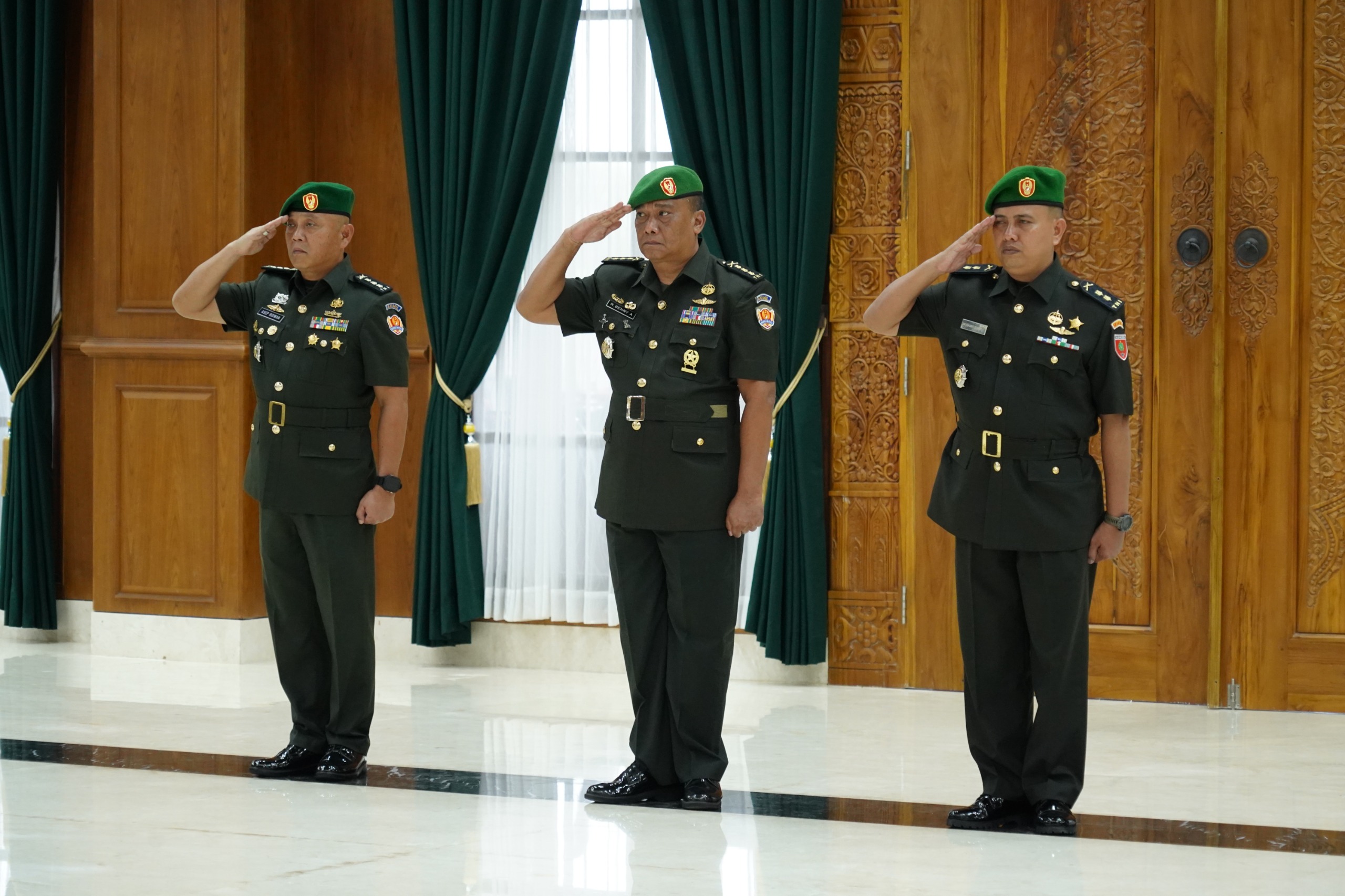 Gubernur Akmil Melepas Kadepnikmin dan Kadepsos Promosi Bintang Satu