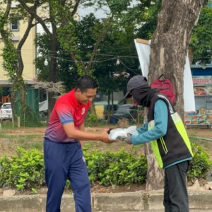 Pangkalan Bakamla Batam Tebar Kepedulian Lewat Program Jum’at Berkah