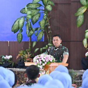 Danlanud Laksanakan Halal Bihalal Dengan Pengurus PIA Ardhya Garini Cabang 7/D.II Lanud Sultan Hasanuddin