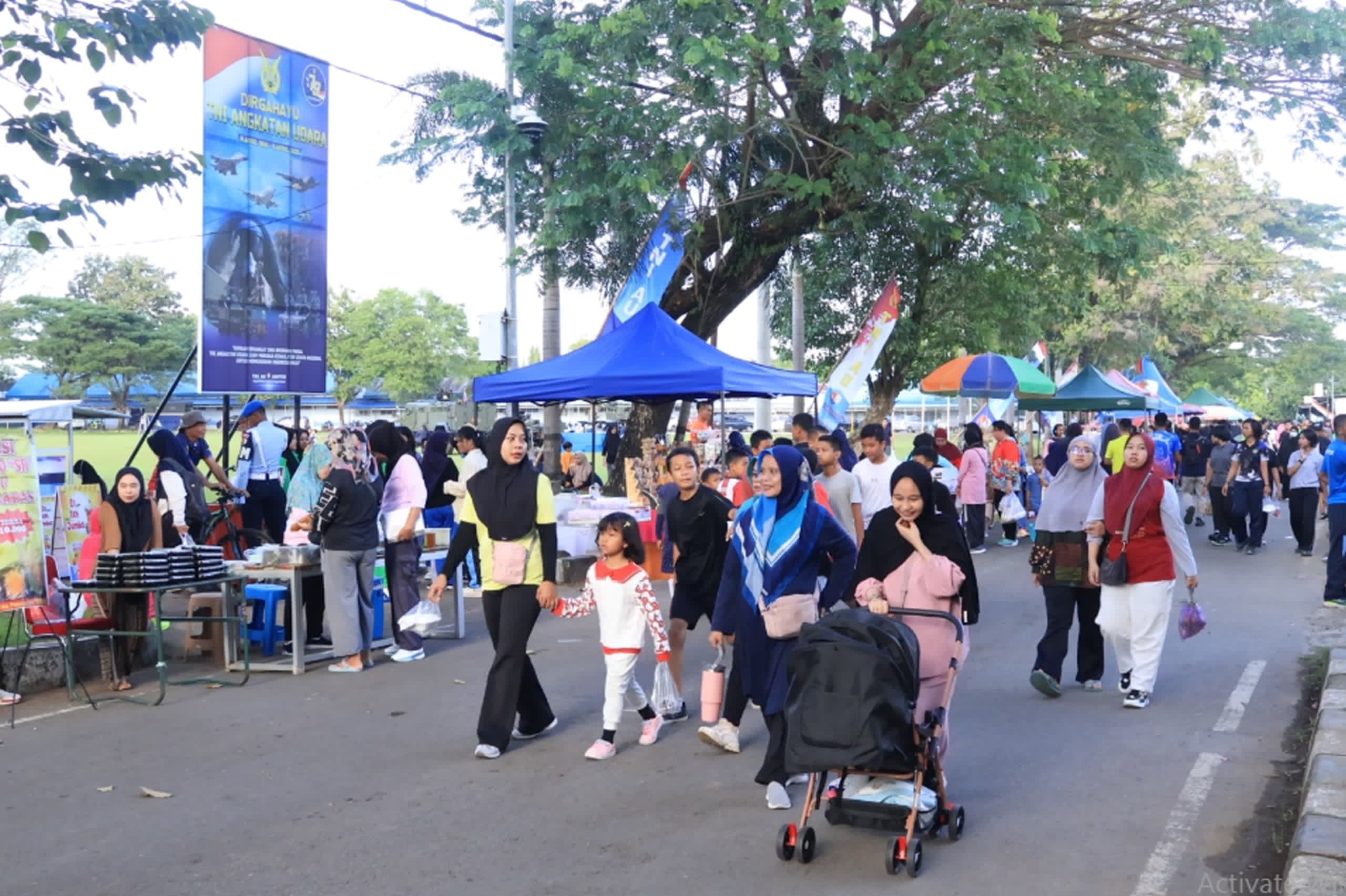 Antusias Masyarakat Makassar dan Maros Ikuti CFD di Lanud Sultan Hasanuddin