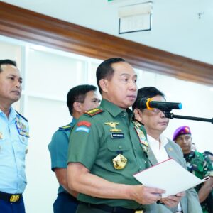 Panglima TNI Hadiri Rapat Kerja Bersama DPR RI Bahas Isu Strategis