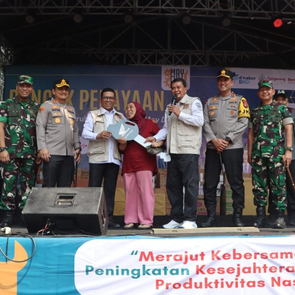 Kapolresta Tangerang Dampingi Kapolda Banten, Gubernur Banten Hadiri Perayaan Puncak May Day 2025 di Kabupaten Tangerang