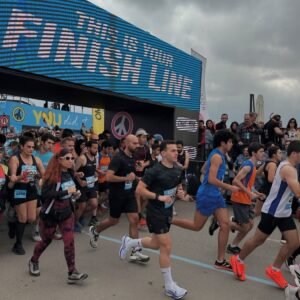 Prajurit TNI Dari Satgas MTF Unifil  Ikuti Beirut Marathon 2025