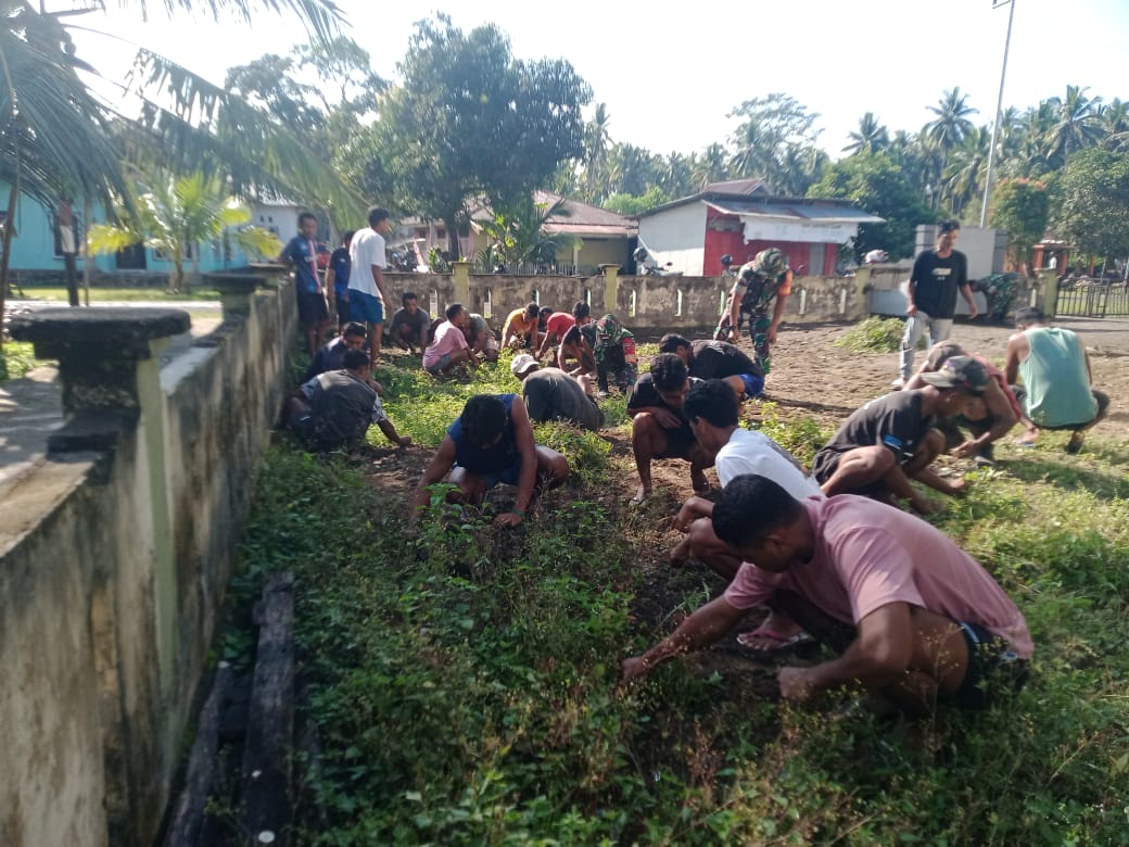 Koramil 1505-04/Oba Galakkan Jumat Bersih, Ibadah Jadi Lebih Khusyuk