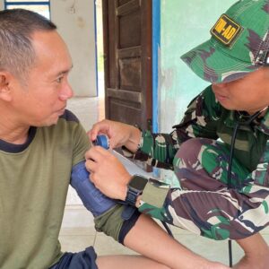 Tim Kesehatan TMMD Kodim 1009/Tla Siaga Dukung Warga dan Satgas