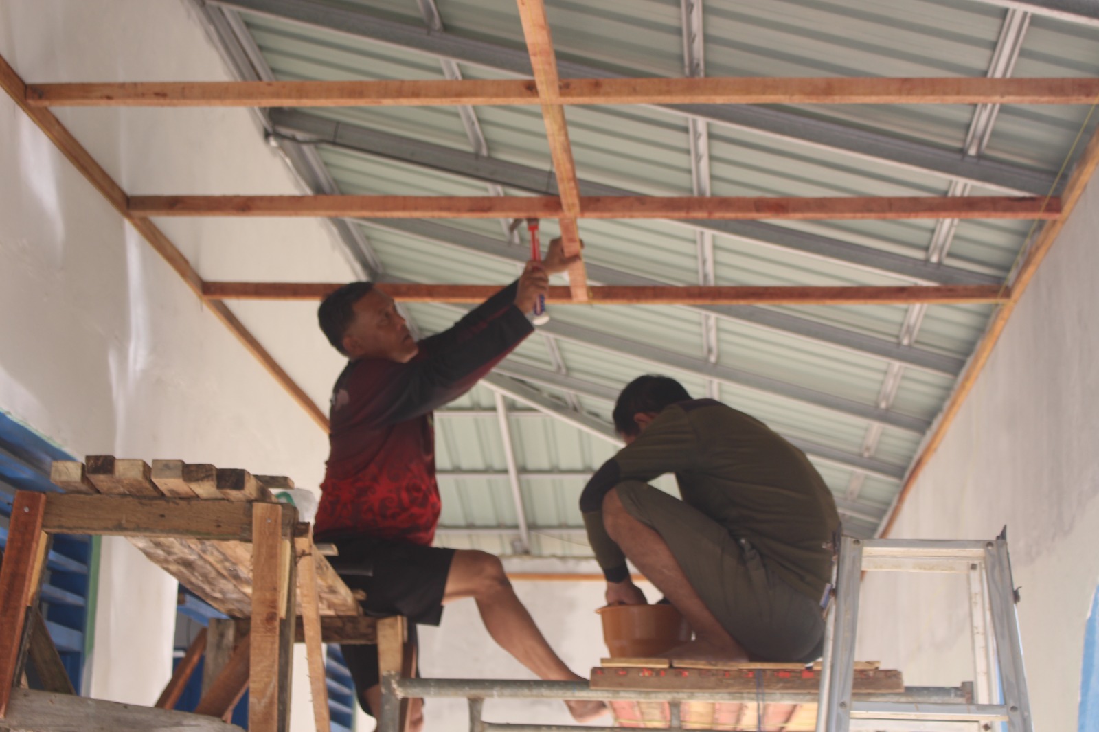 TMMD Kodim 1009/Tanah Laut Rehab Mushola Darul Huda Batu Ampar