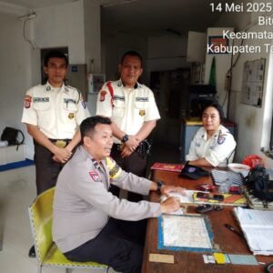 Bhabinkamtibmas Sambangi Satpam PT Prima Makmur Rotokenindo, Pererat Silaturahmi dan Himbau Harkamtibmas