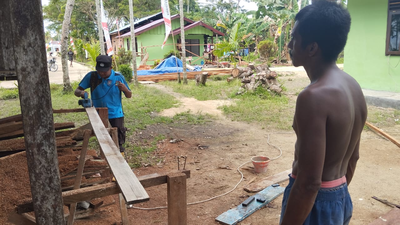 Sinergitas TNI-Polri Di Program TMMD Ke-124 Kodim 1802/Sorong
