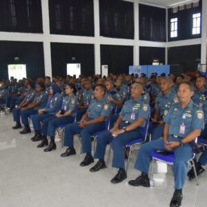 Kadispen Koarmada III Tekankan Bijak Bermedsos, Prajurit Diminta Jaga Citra TNI AL