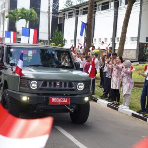 Presiden RI dan Presiden Prancis Kunjungi Akademi Militer di Magelang