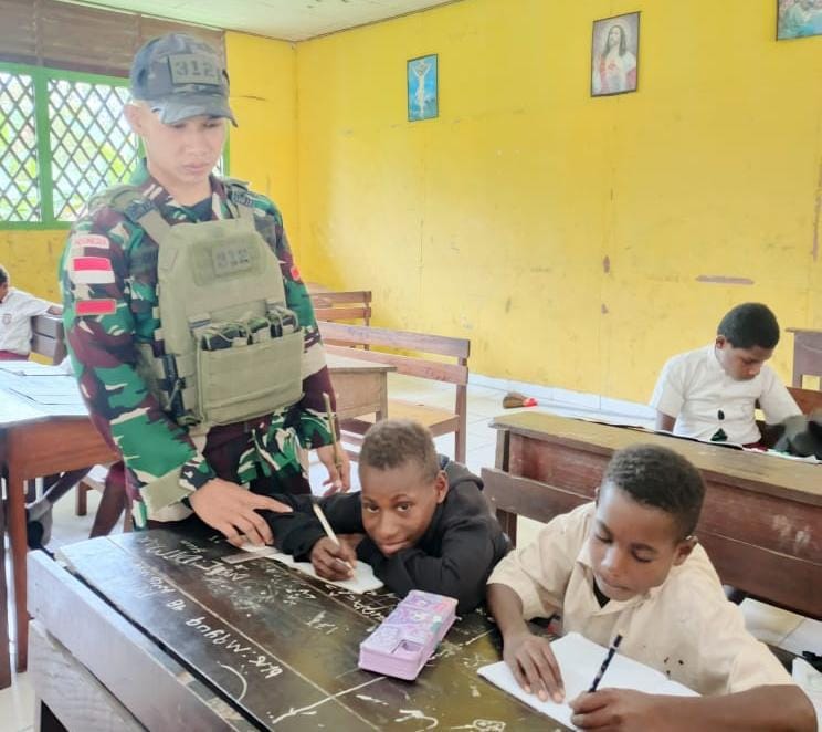TNI dan Mimpi Anak Papua: Menyatukan Bangsa Lewat Pendidikan