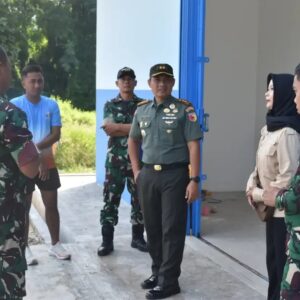 Dandim 0811/Tuban Dampingi Tim Sterad Tinjau Lokasi Progress Pembangunan Satuan Pelayanan Pemenuhan Gizi