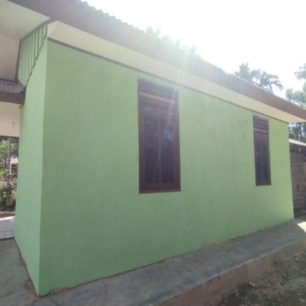 Upaya Pencapaian Sasaran Fisik, Satgas TMMD Ke-124 Kodim 1802/ Sorong, Rampungkan salah satu Rumah Layak Huni