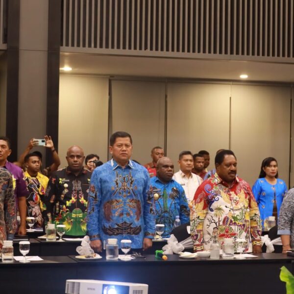 Pangkoarmada III Hadiri Rapat Kerja Komisi XIII DPR RI di PBD Bahas HAM, Imigrasi dan Pemasyarakatan