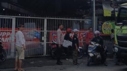 Wujud Kepedulian, Bripka Ilyas Langsung Turun Atur Lalin di Sukamulya