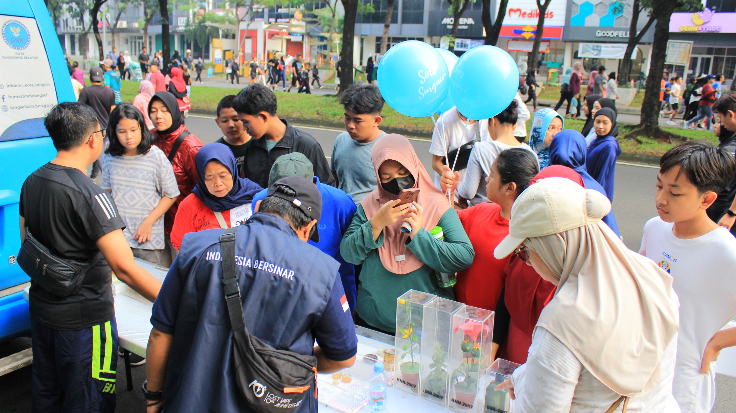 BNNK Tangsel Gelorakan Hidup Sehat Tanpa Narkoba Di Car Freeday Bintaro