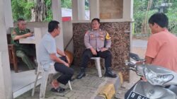 Pererat Kedekatan dengan Warga, Bhabinkamtibmas Desa Talaga Sambangi Tokoh Masyarakat