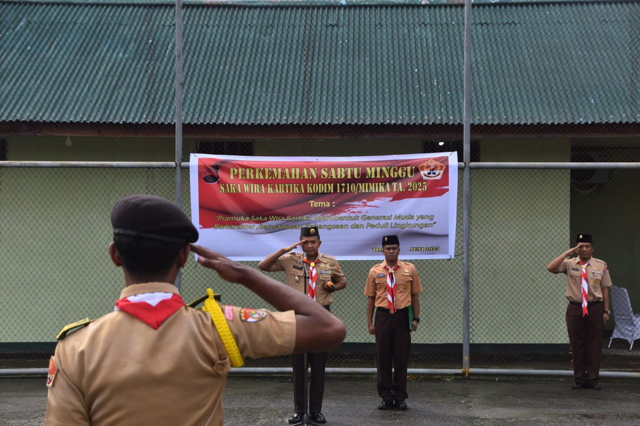 Dandim 1710/Mimika Pimpin Upacara Pembukaan Perkemahan Sabtu-Minggu (Persami) Pramuka Saka Wira Kartika