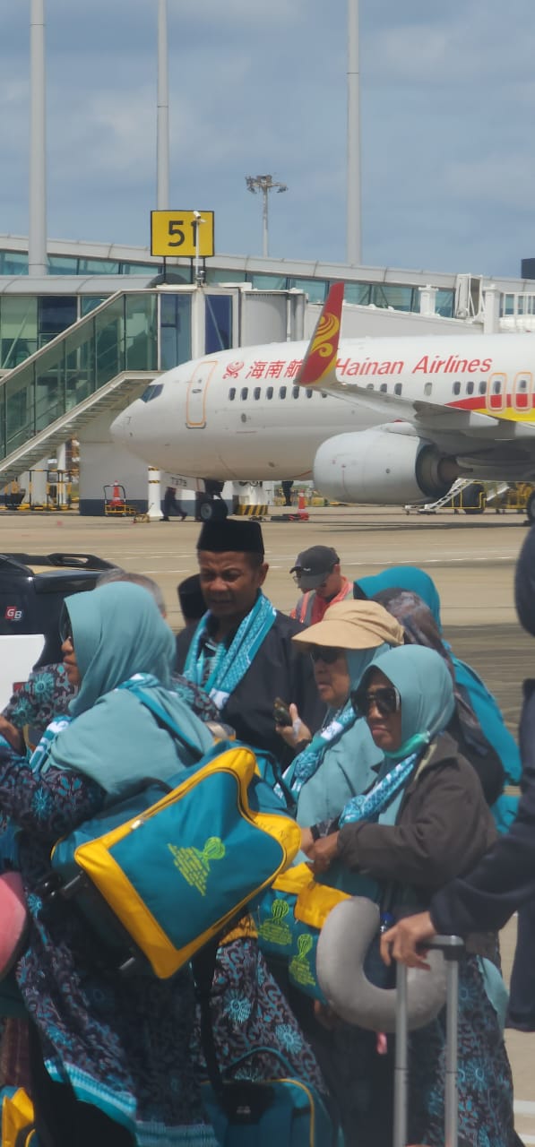 Penerbangan Perdana Hainantiket.com ke Jeddah Disambut di Tahun Baru Islam