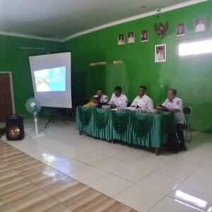 Rachmat, S.Ip. MM. Camat Ciparay Sosialisasi Ketahanan Pangan Tahun 2025 Bersama 14 Kades