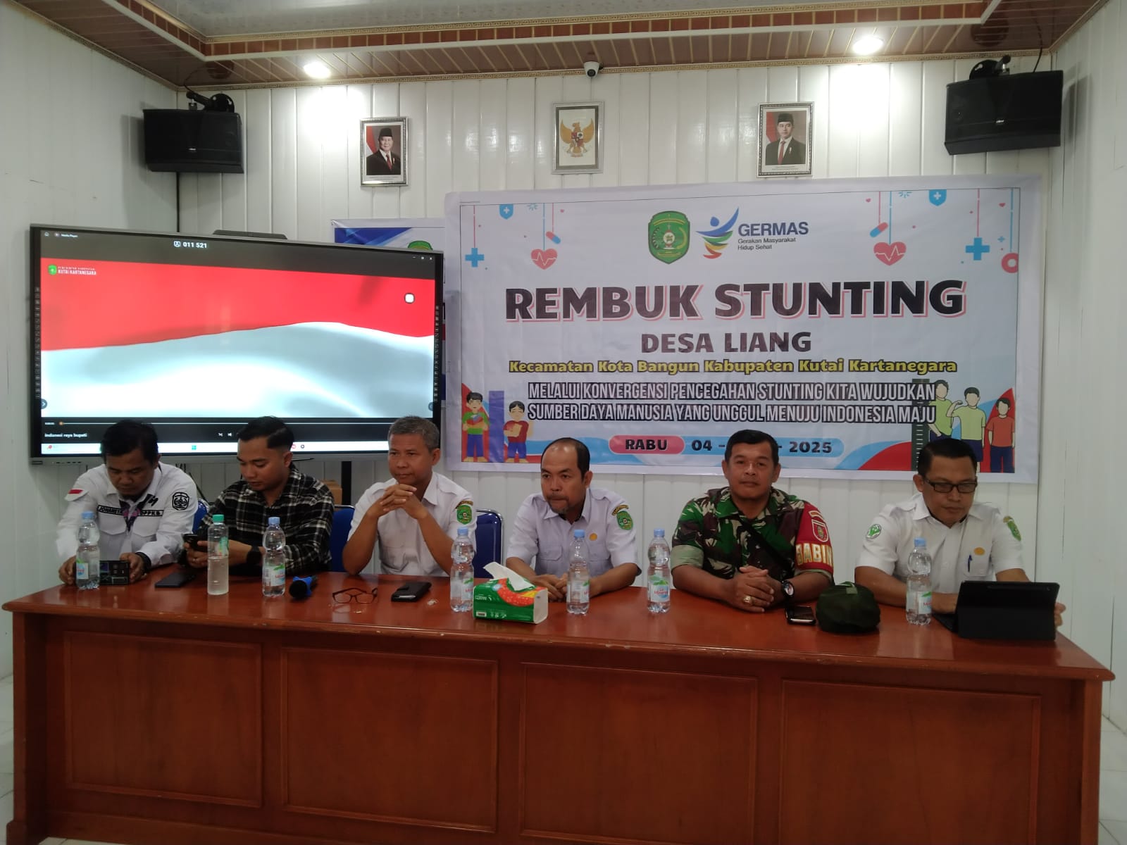 Wujud Dukungan TNI Dalam Penanggulangan Gizi Buruk Di Desa, Babinsa Hadiri Rembuk Stunting