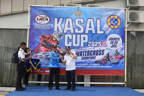 Kepala Bakamla RI Raih Medali Executive Jetski di Ajang Kasal Cup 2025