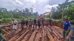 Bhakti TNI Satgas Yonif 312/KH, Bangun Jembatan Demi Kesejahteraan Warga Sipias