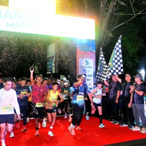 Kadisops Lanud Sultan Hasanuddin Bersama Bupati Maros Lepas 2.000 Peserta Maros Marathon 2025 Kadisops Lanud Sultan Hasanuddin Bersama Bupati Maros Lepas 2.000 Peserta Maros Marathon 2025