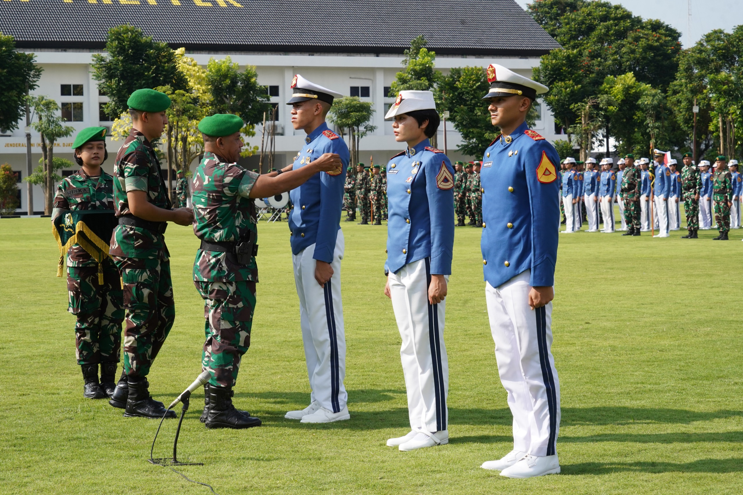 Upacara Kenaikan Tingkat dan Pangkat Taruna Akmil, Gub Akmil Tekankan Pentingnya Tanggung Jawab dan Kepemimpinan