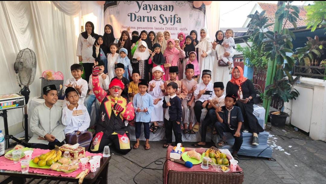Gubernur LIRA Jatim Samsudin Hadiri Santunan 1 Muharram Darus Syifa
