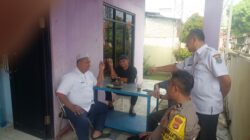 Bhabinkamtibmas Desa Sukanagara Sambang ke Kantor Desa, Pererat Sinergi dan Sampaikan Himbauan Kamtibmas