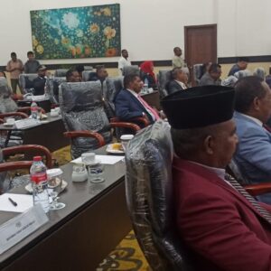 DPR Papua Barat Daya Tetapkan Raperda Pajak dan Retribusi Daerah 2025 DPR Papua Barat Daya Tetapkan Raperda Pajak dan Retribusi Daerah 2025