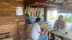 Bhabinkamtibmas Polsek Cikupa Sambangi Warung Warga, Sampaikan Edukasi Kamtibmas Lewat Dialog Interaktif