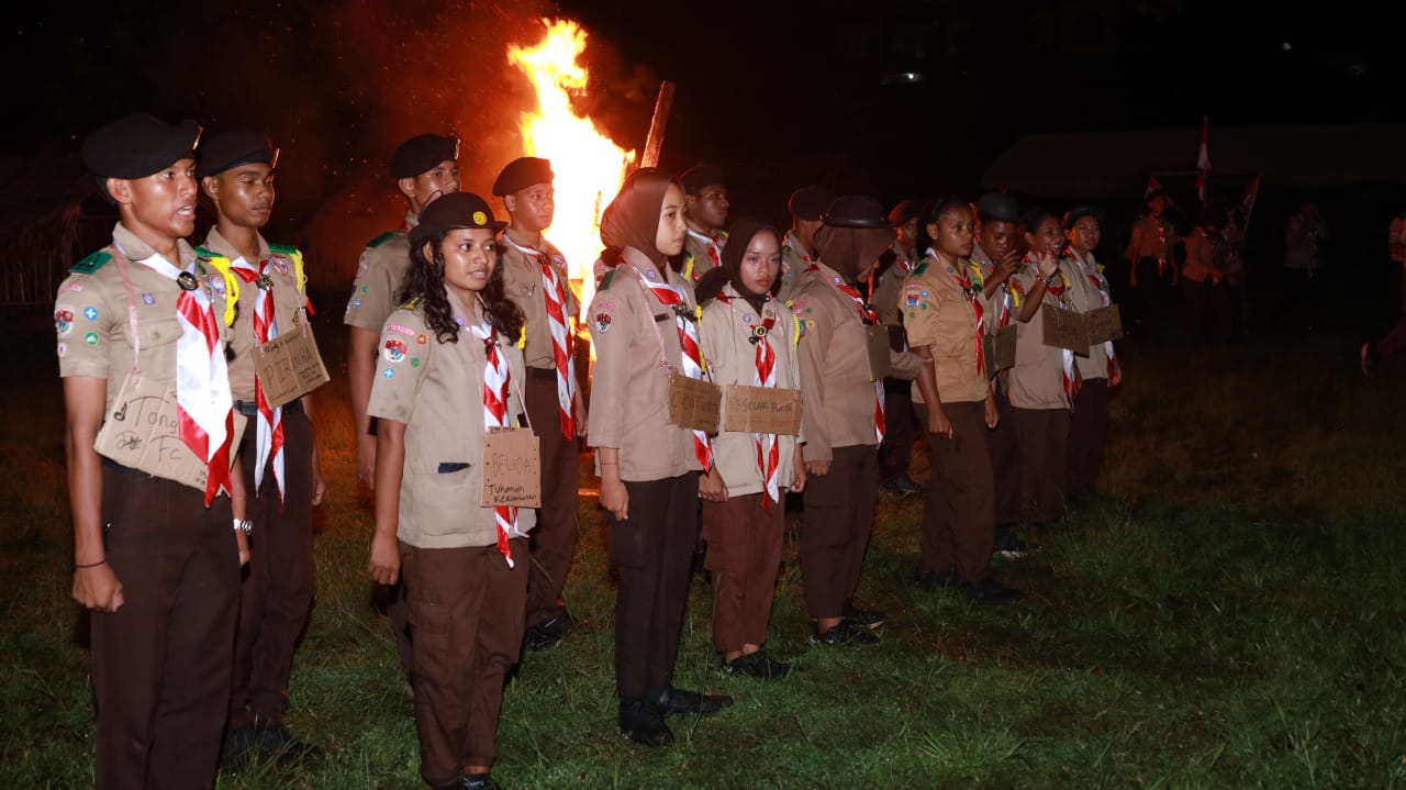 Semarak Api Unggun Dan Pentas Seni, Lantamal XIV Bersama Saka Bahari Kobarkan Semangat Nasionalisme Generasi Muda