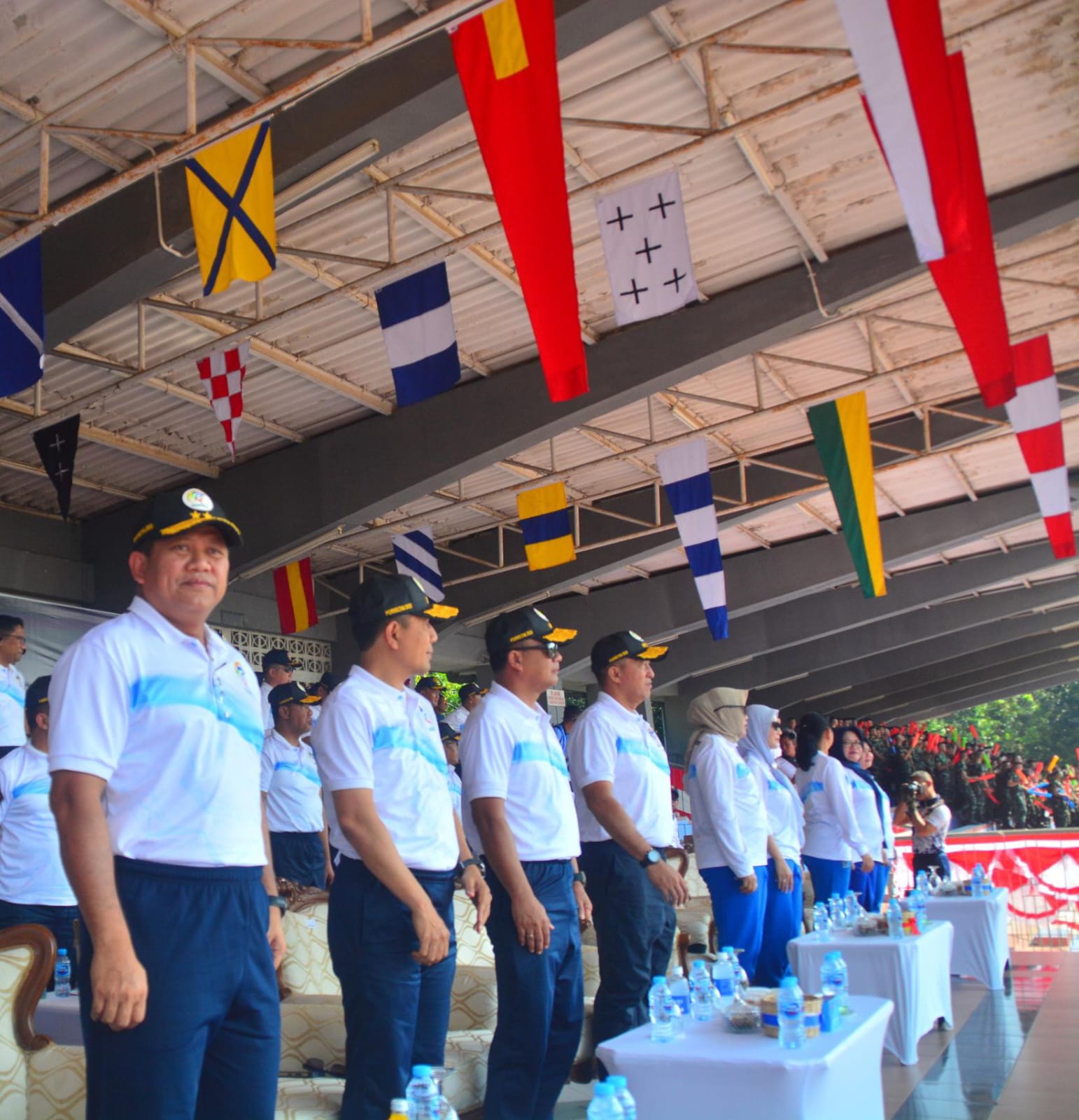 PANGKOARMADA III HADIRI PEMBUKAAN PEKAN OLAHRAGA ANGKATAN LAUT WILTIM TAHUN 2025