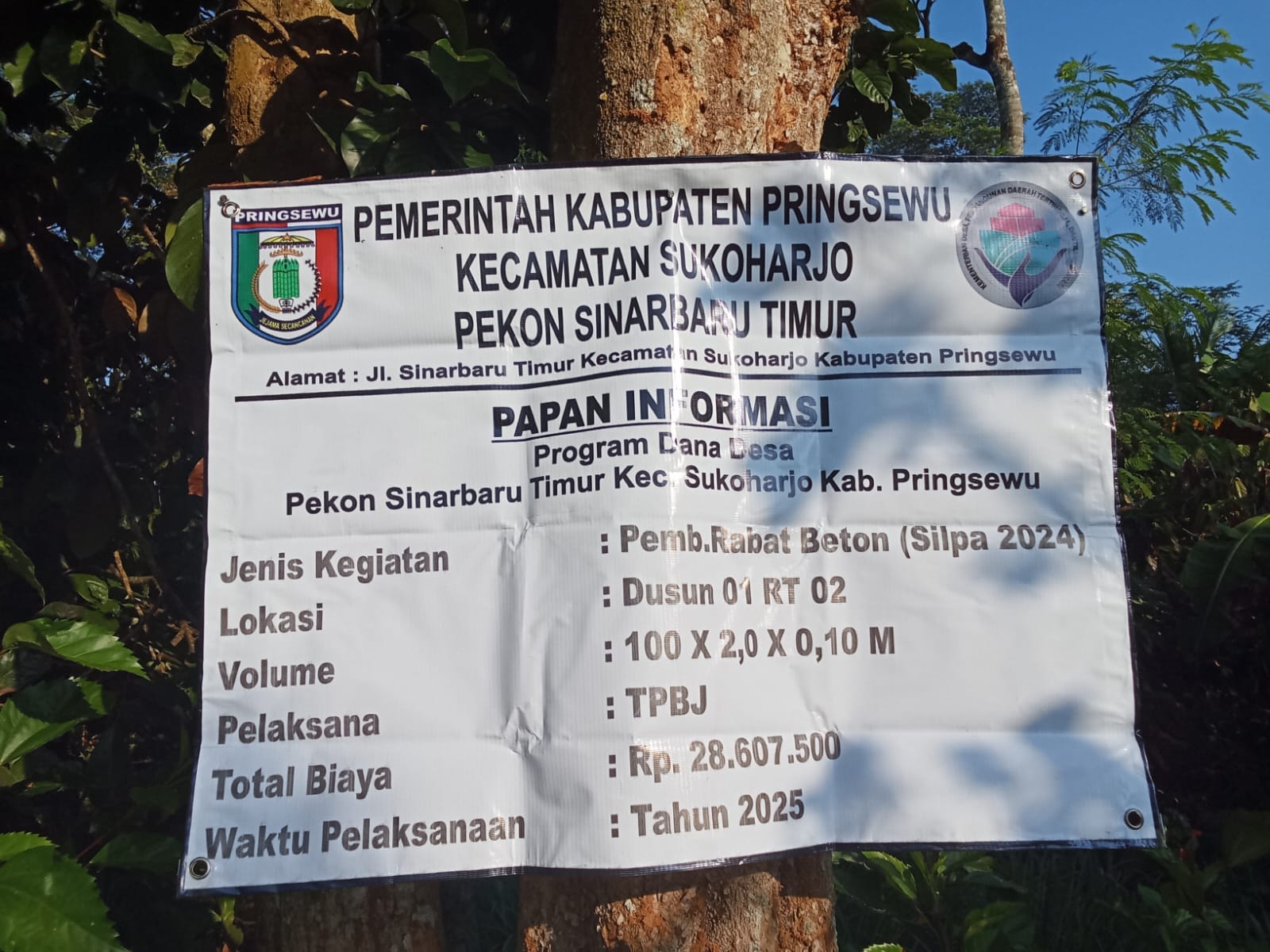 Pemerintah Pekon Sinarbaru Timur Bangun Jalan Rabat Beton dari Dana Desa Silpa 2024