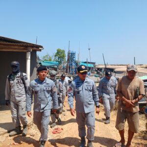 Bakamla RI Tertibkan 35 Ponton Tambang Pasir Timah Ilegal di Perairan Bangka Barat