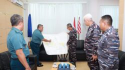 Perkuat Koordinasi Pemetaan Laut, Lantamal XIV Terima Kunjungan Kerja Kapoksahli Pushidrosal