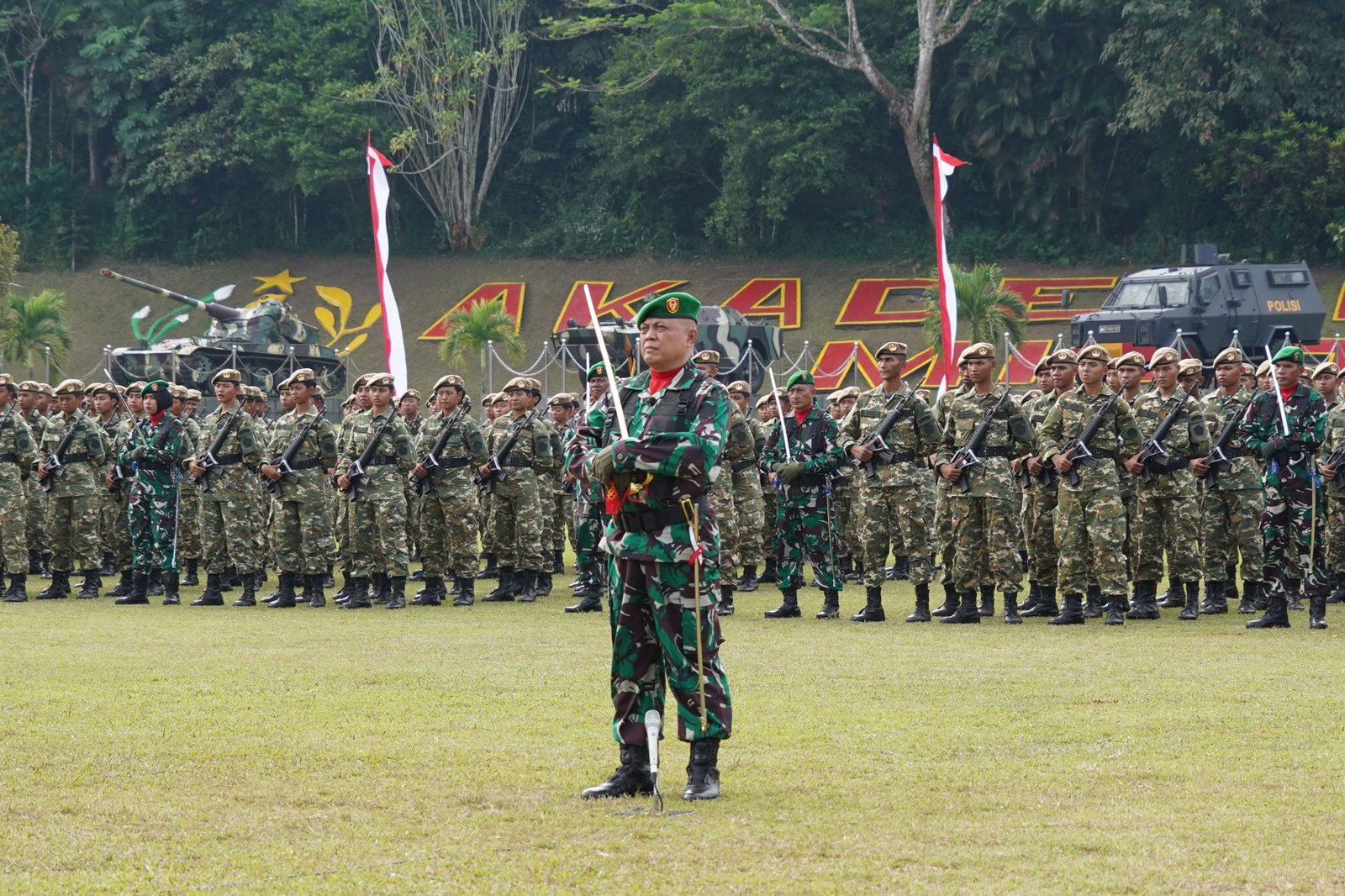 600 Kadet Unhan RI Ditetapkan sebagai Komponen Cadangan Sekjen Kemhan Resmi Tutup Diksarmil di Akmil