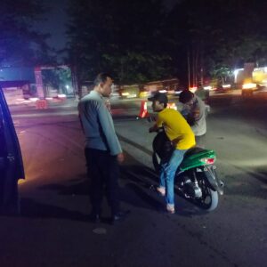Patroli Cipkon, Polsek Cikupa Beri Himbauan Kamtibmas ke Warga
