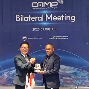 Siber TNI Tingkatkan Cyber Security Dengan Ikuti CAMP di Korea Siber TNI Tingkatkan Cyber Security Dengan Ikuti CAMP di Korea