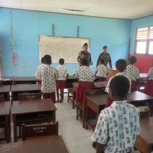 Dari Perbatasan, TNI Mengajar untuk Masa Depan anak Perbatasan!
