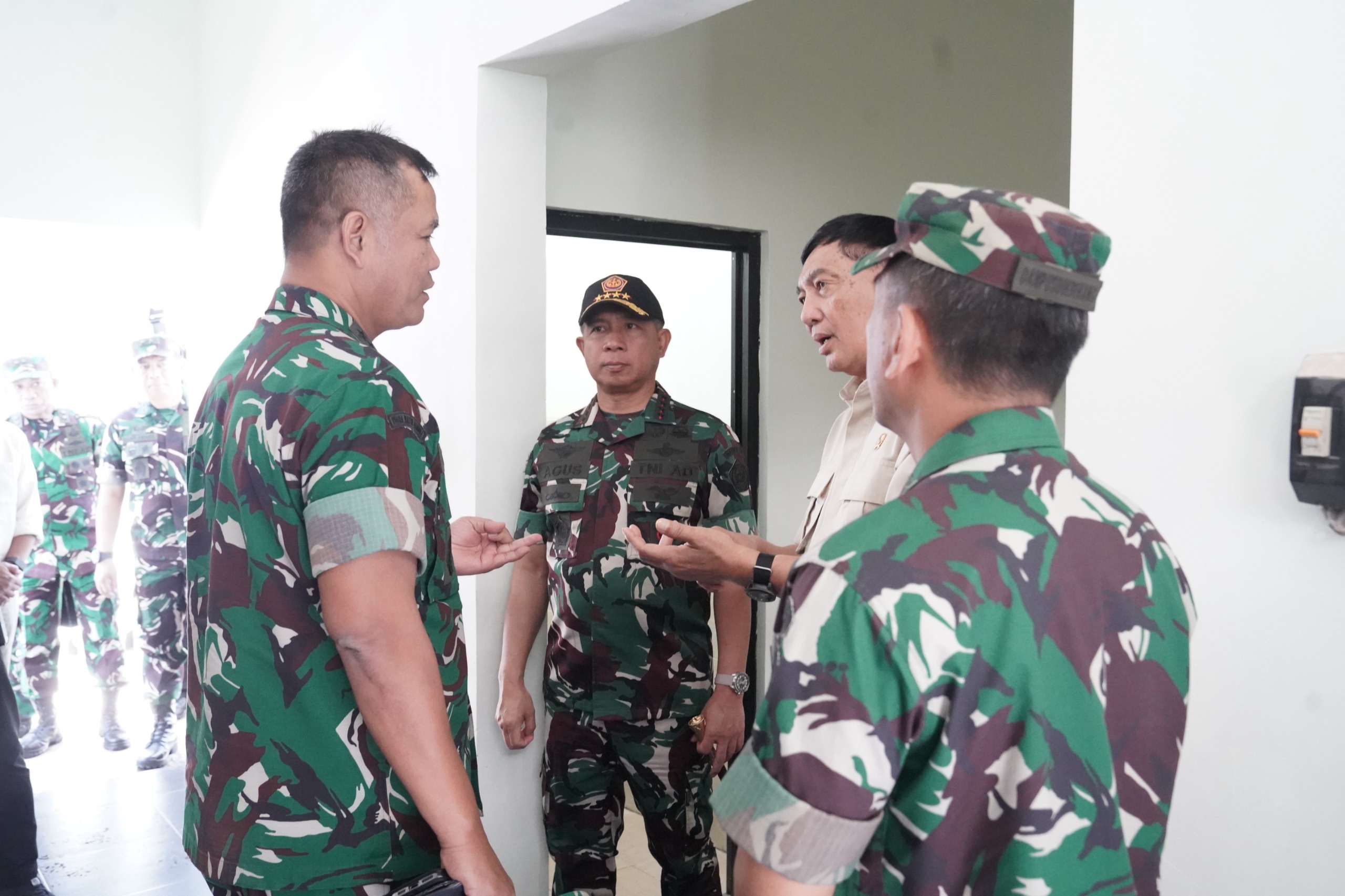 Panglima TNI dan Menhan Tinjau Pusdik Armed dan Bekang, Mantapkan Dukungan Program Pemerintah