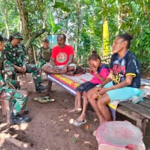 Anjangsana TNI: Hangatkan Hati Warga Perbatasan